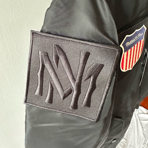 NWT Authentic Mitchell & Ness X Alpha Industries reversible Bomber Jacket - Picture 5 of 12